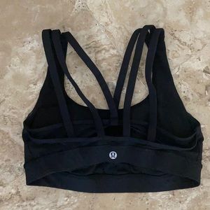 Lululemon sports bra size 4